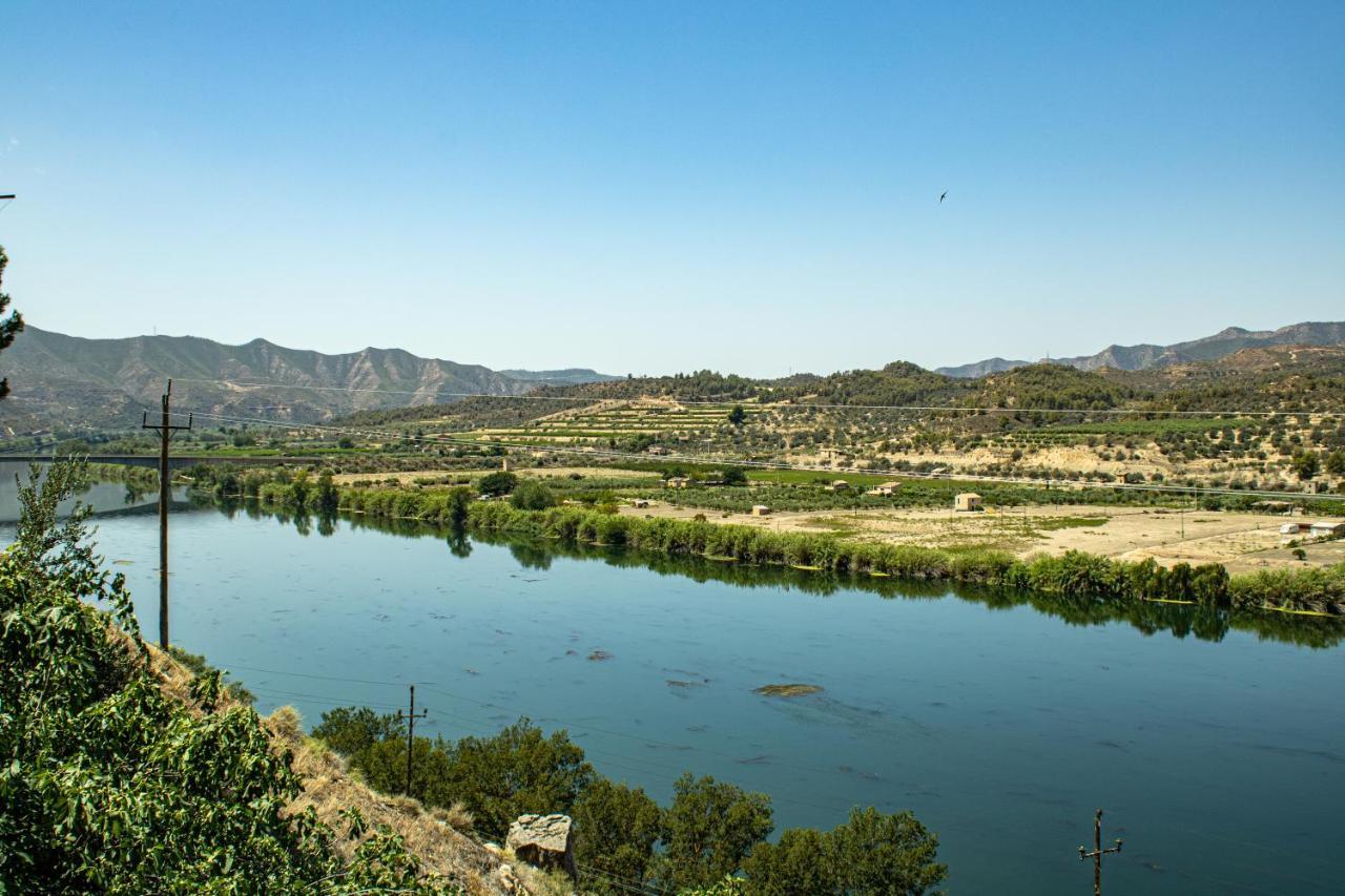 Casa Rural Griso Riba-roja d'Ebre エクステリア 写真